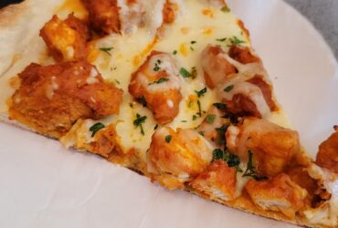 C.P. LA MANNOS HAVE A PIZZA : BUFFALO PIZZA
