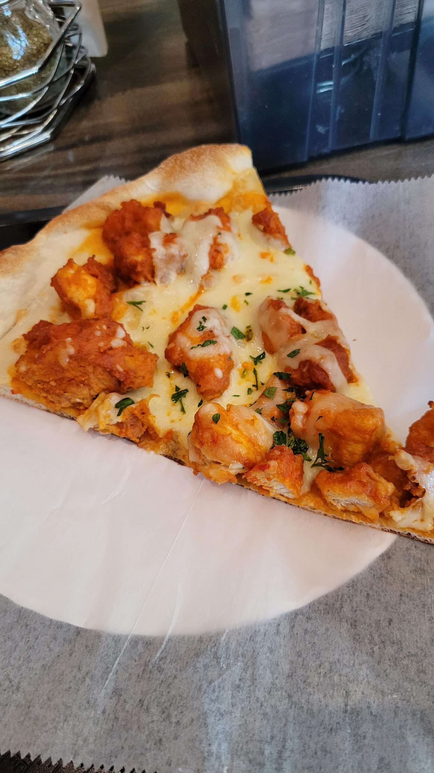C.P. LA MANNOS HAVE A PIZZA : Chesse Pizza
