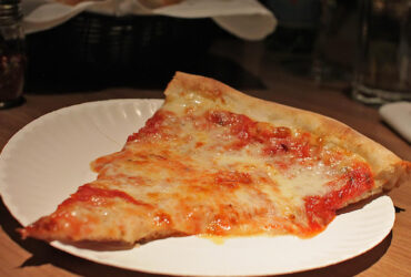 Colosseo Pizzeria of Port Jefferson NY : Marinara Pizza