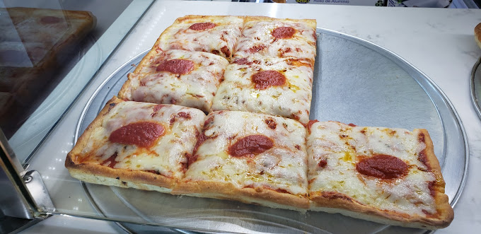 Delicious Delights Await at Little Enrico’s Pizzeria